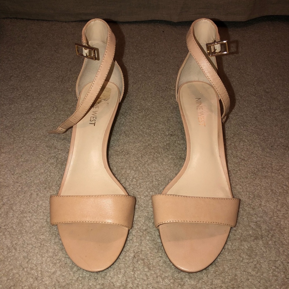 Nine West nude heels